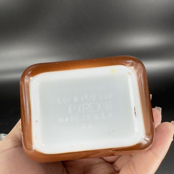 Vintage Pyrex Brown Small Fridgie Refrigerator Dish Clear Lid MCM B1 1.5 Cup 28 - Picture 6 of 12